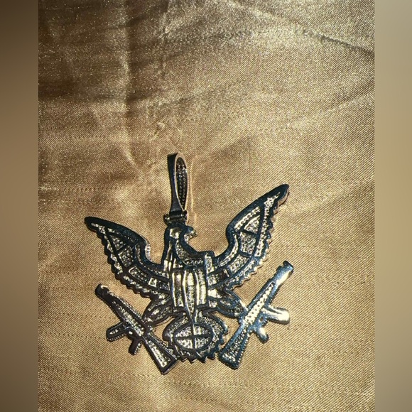 Iced Out Bird “KING” Pendant - Picture 4 of 5